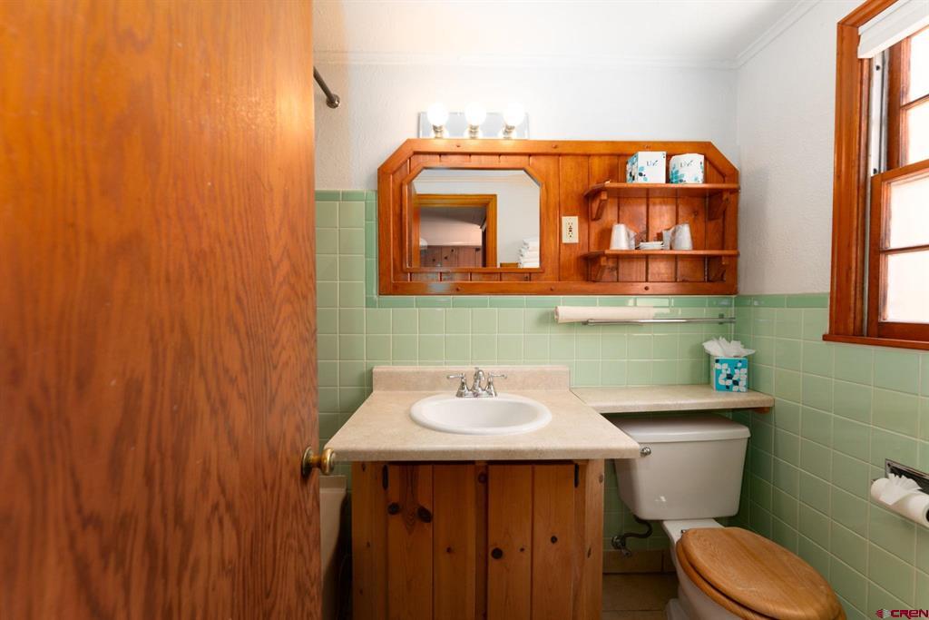 1624 E Main Street Property Photo 31
