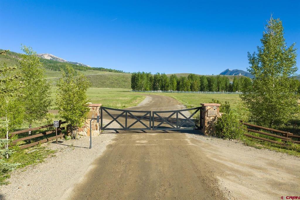 2177 Aspen Mountain Road Property Photo 4
