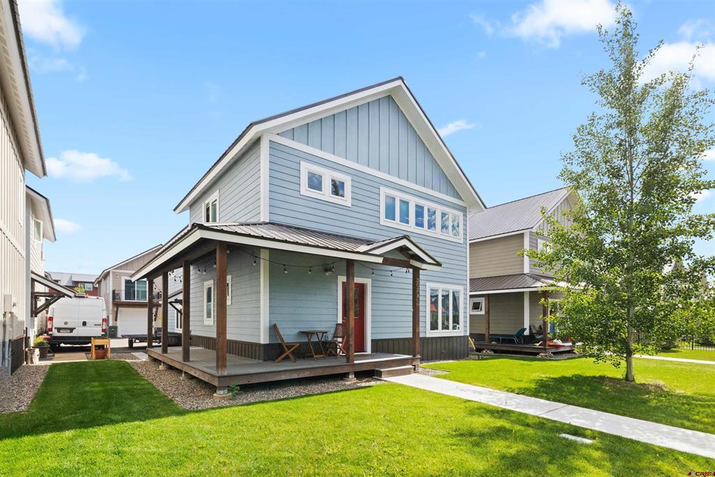 303 Van Tuyl Circle Property Photo 1