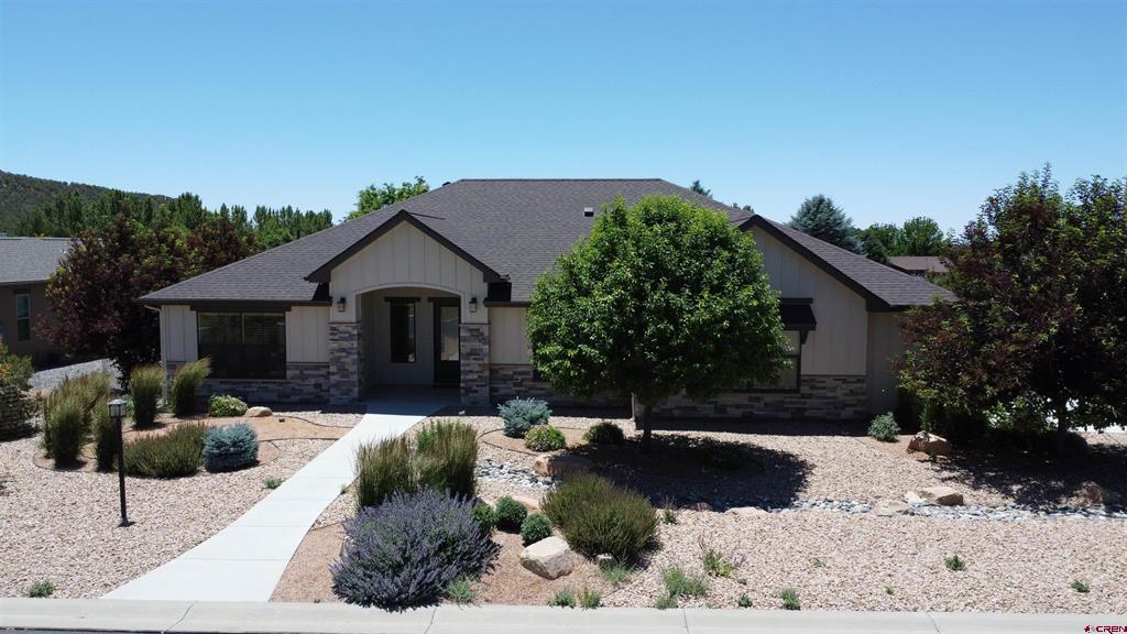 875 Se Pinyon Street Property Photo 5