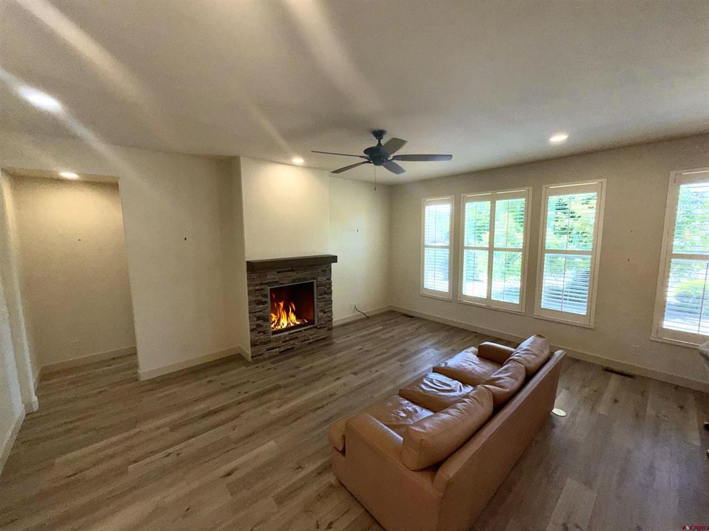 875 Se Pinyon Street Property Photo 19