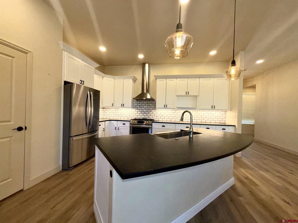 875 Se Pinyon Street Property Photo 21