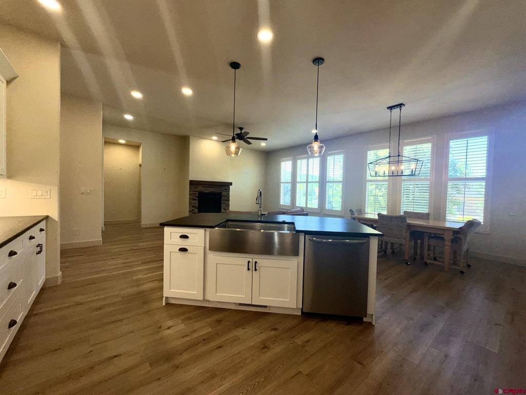 875 Se Pinyon Street Property Photo 22