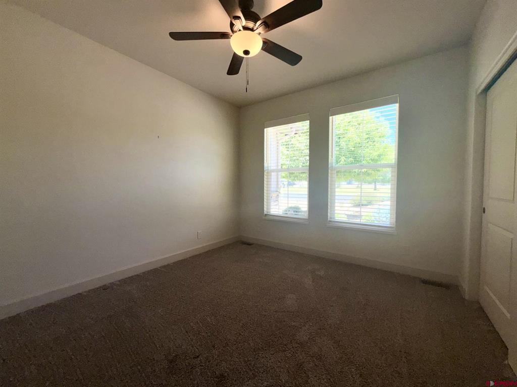 875 Se Pinyon Street Property Photo 33