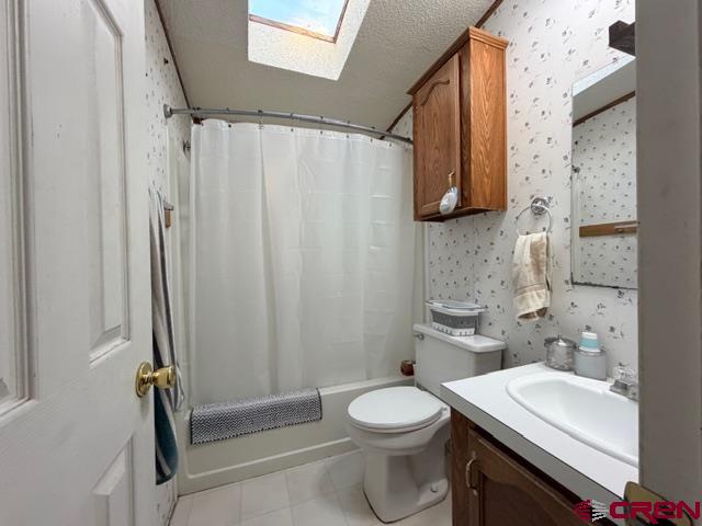2150 2160 Mesa Drive Property Photo 16