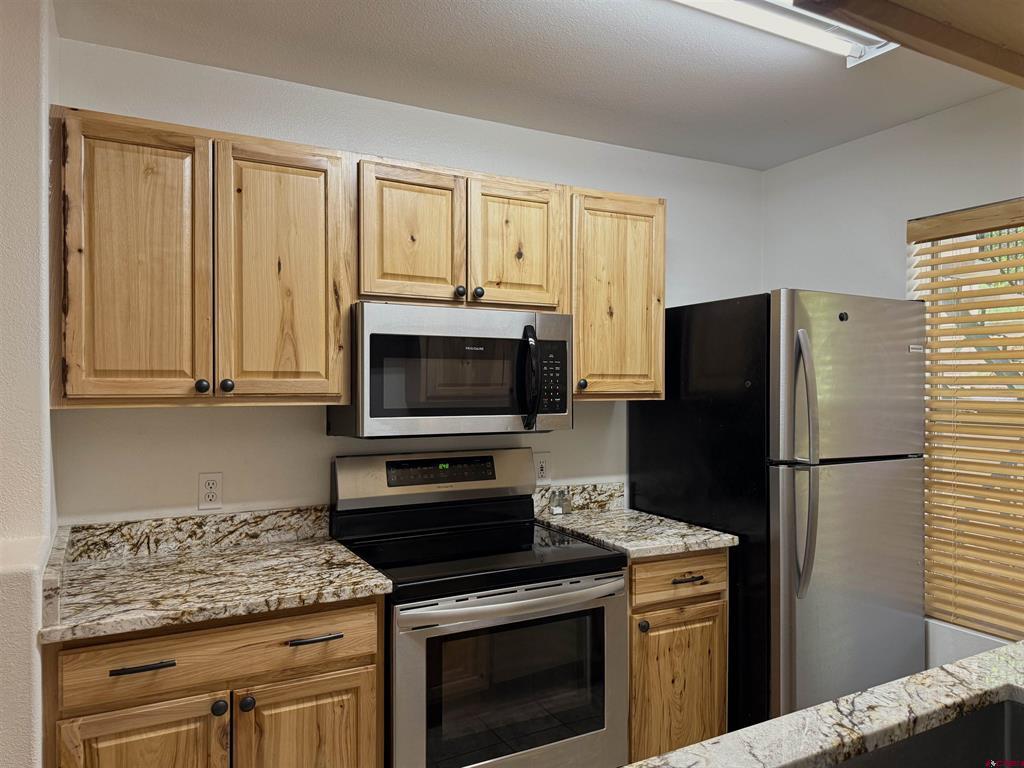 1100 Goeglein Gulch Road Property Photo 3