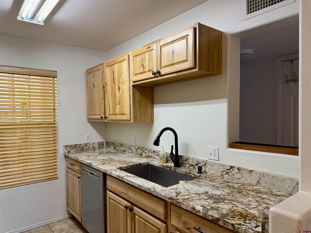 1100 Goeglein Gulch Road Property Photo 4