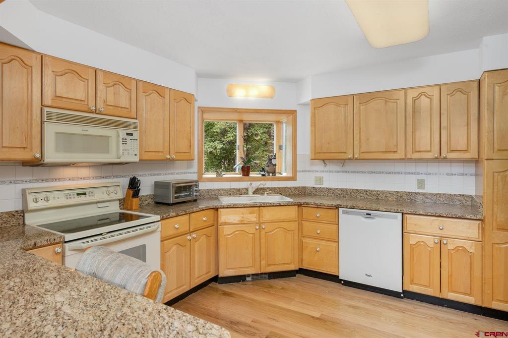 2079 Hummingbird Lane Property Photo 8