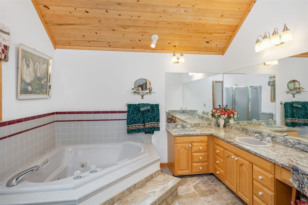 2079 Hummingbird Lane Property Photo 14