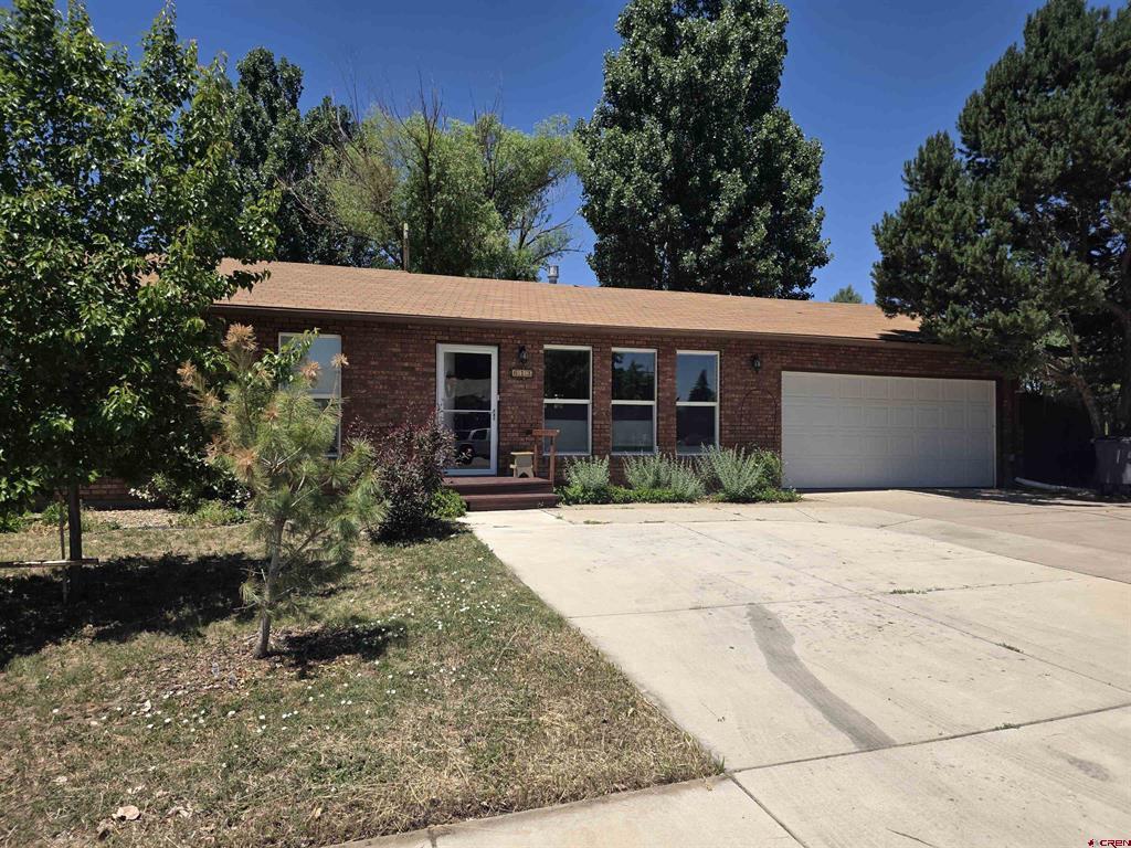 613 N Colorado Street Property Photo 2