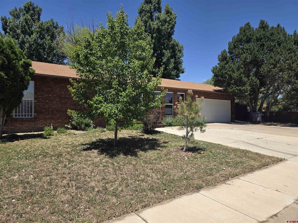 613 N Colorado Street Property Photo 3