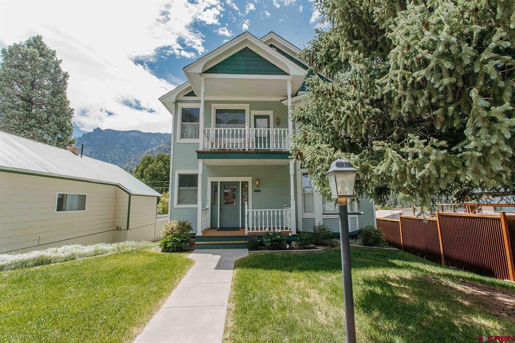 320 4th Street Property Photo 2