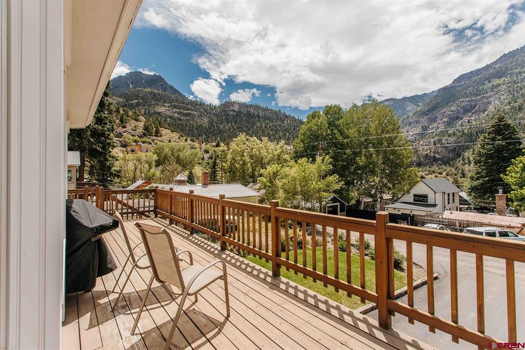 320 4th Street Property Photo 10