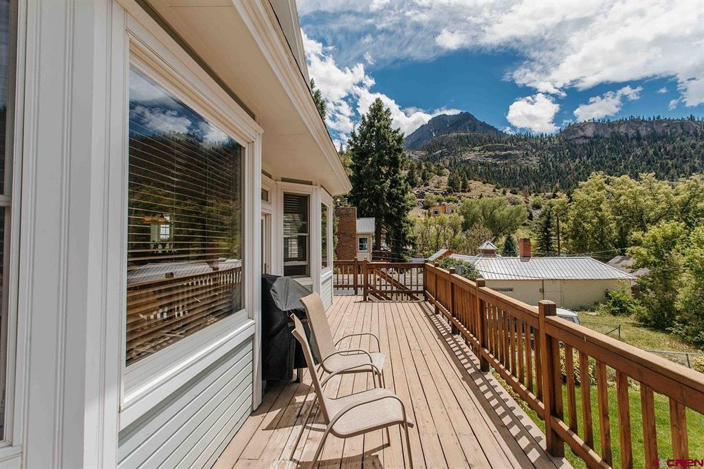 320 4th Street Property Photo 12