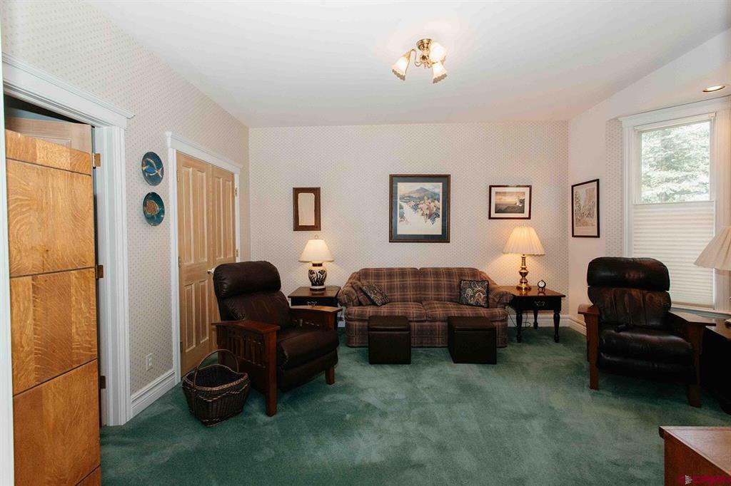 320 4th Street Property Photo 20