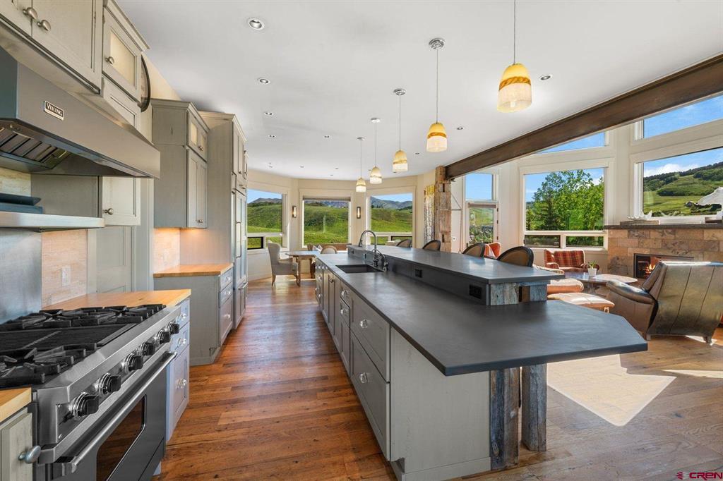5 Glacier Lily Way Property Photo 10