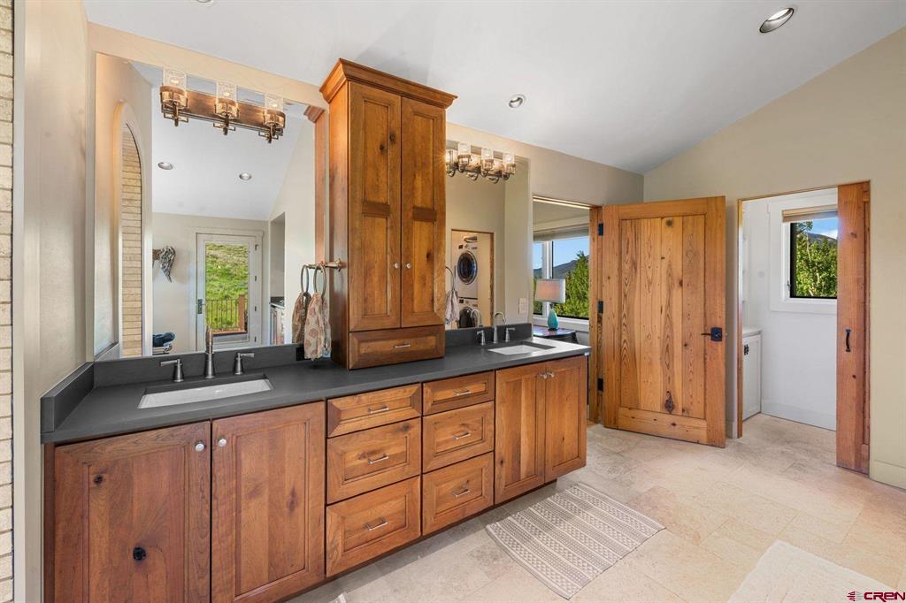 5 Glacier Lily Way Property Photo 19