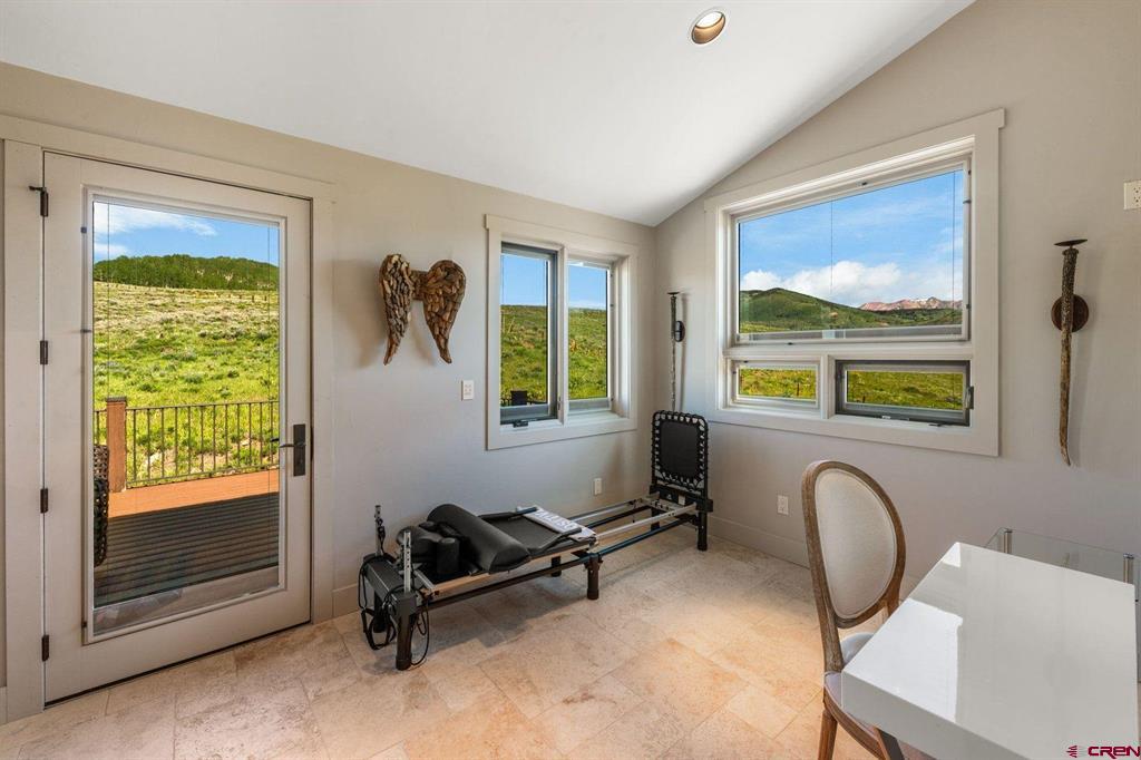 5 Glacier Lily Way Property Photo 20