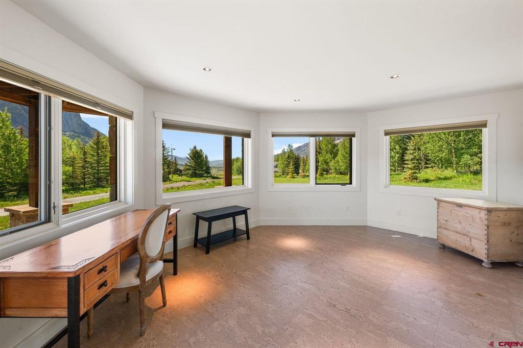5 Glacier Lily Way Property Photo 34