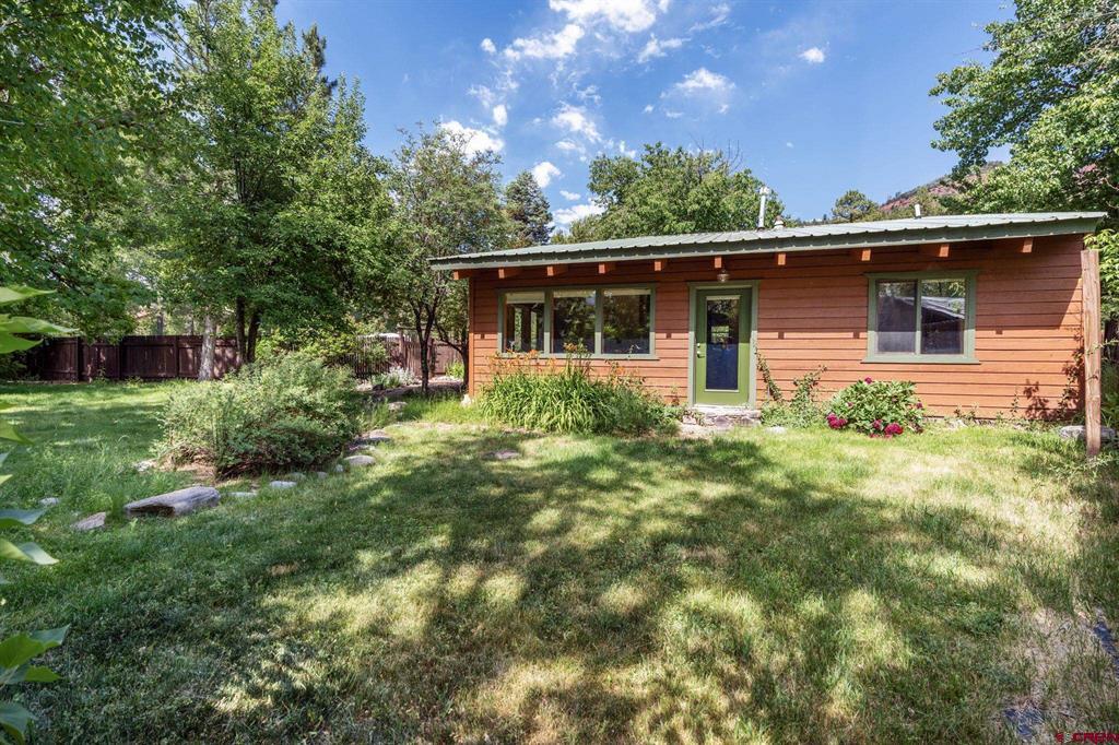 34 Bruce Lane Property Photo 1