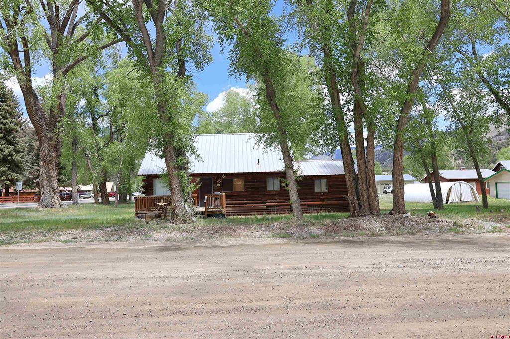 700 N Gunnison Avenue Property Photo 15