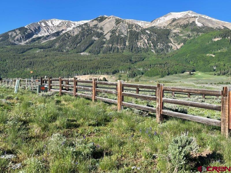 376 Wapiti Lane Property Photo 19