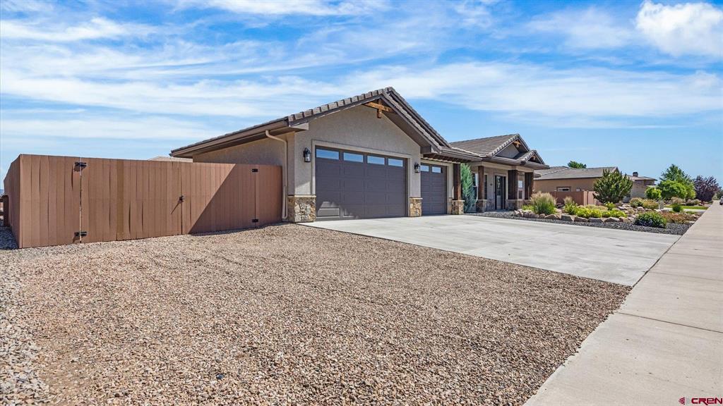 1381 Kiva Drive Property Photo 5