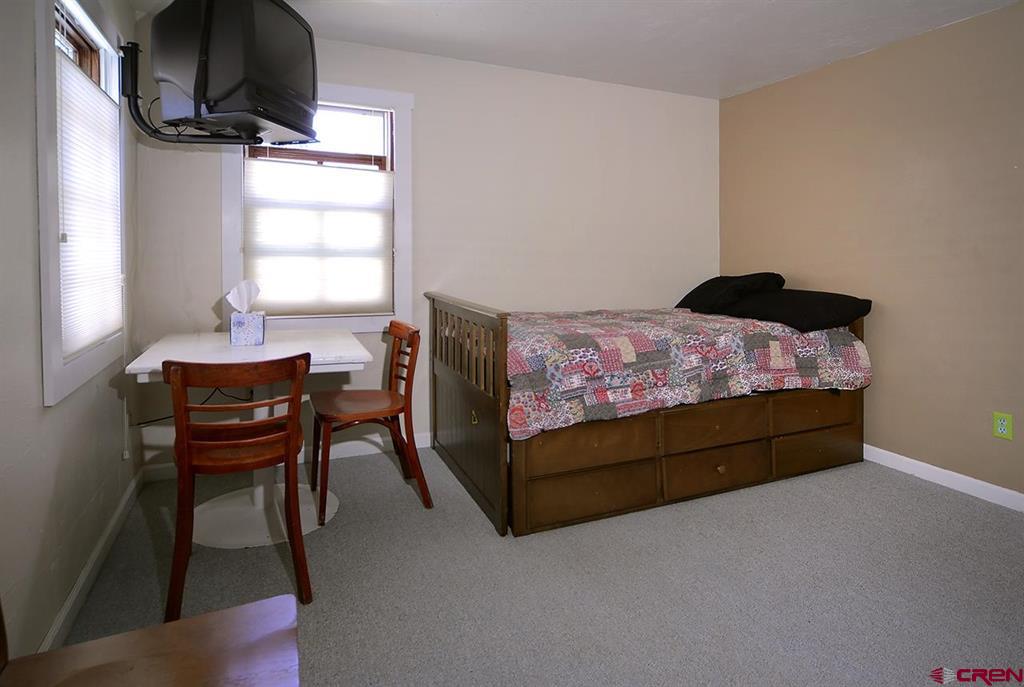400 & 402 Sopris Avenue Property Photo 13