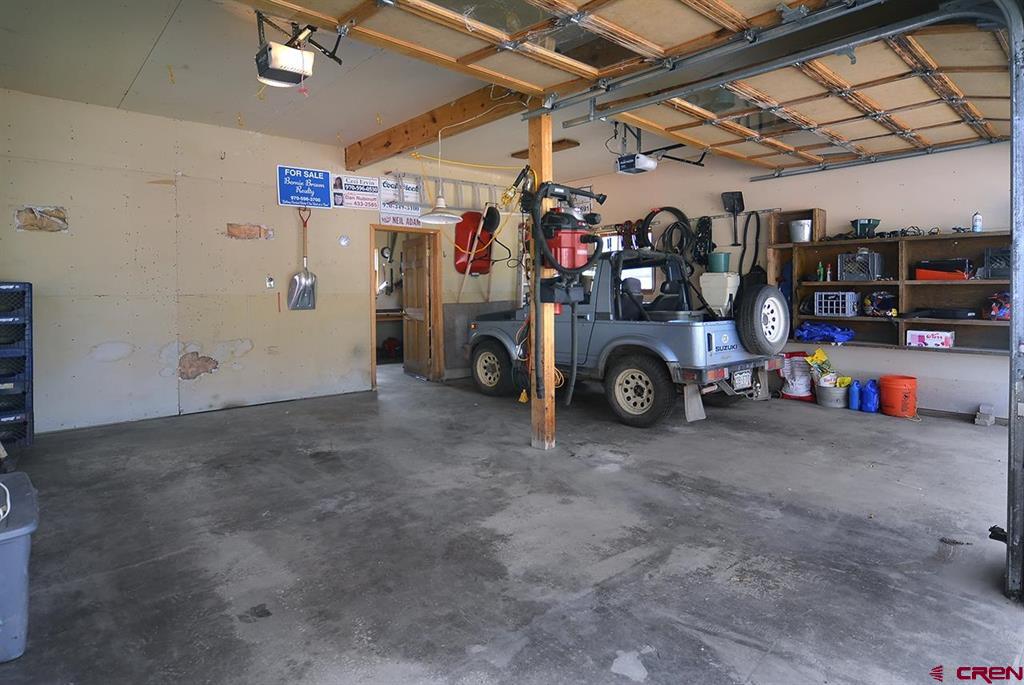 400 & 402 Sopris Avenue Property Photo 27