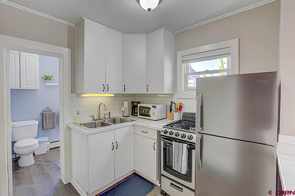 232 Main Street Property Photo 7