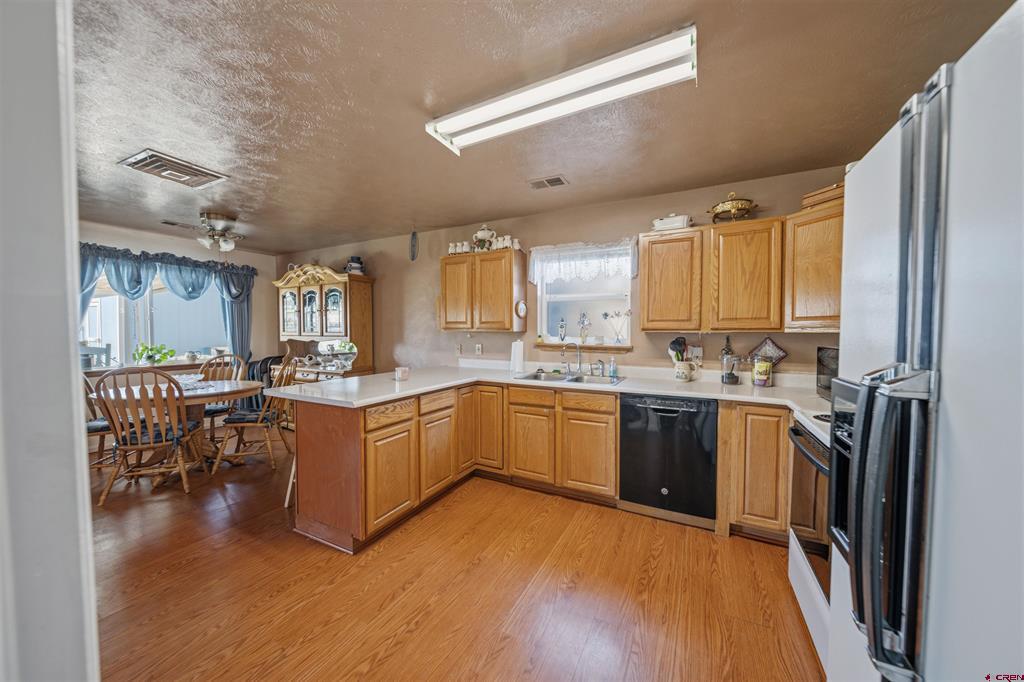 67277 Las Vegas Drive Property Photo 8