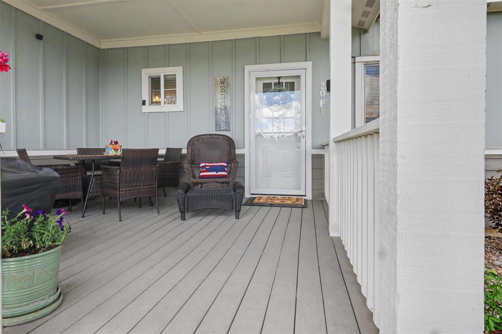 20 Timberline Drive Property Photo 3