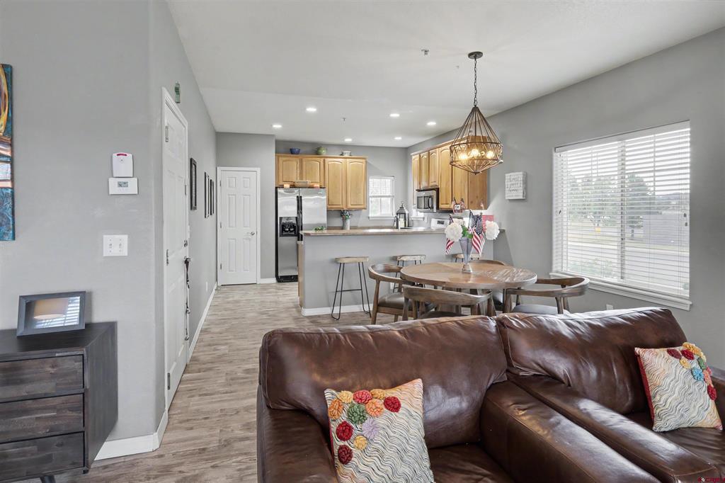 20 Timberline Drive Property Photo 8