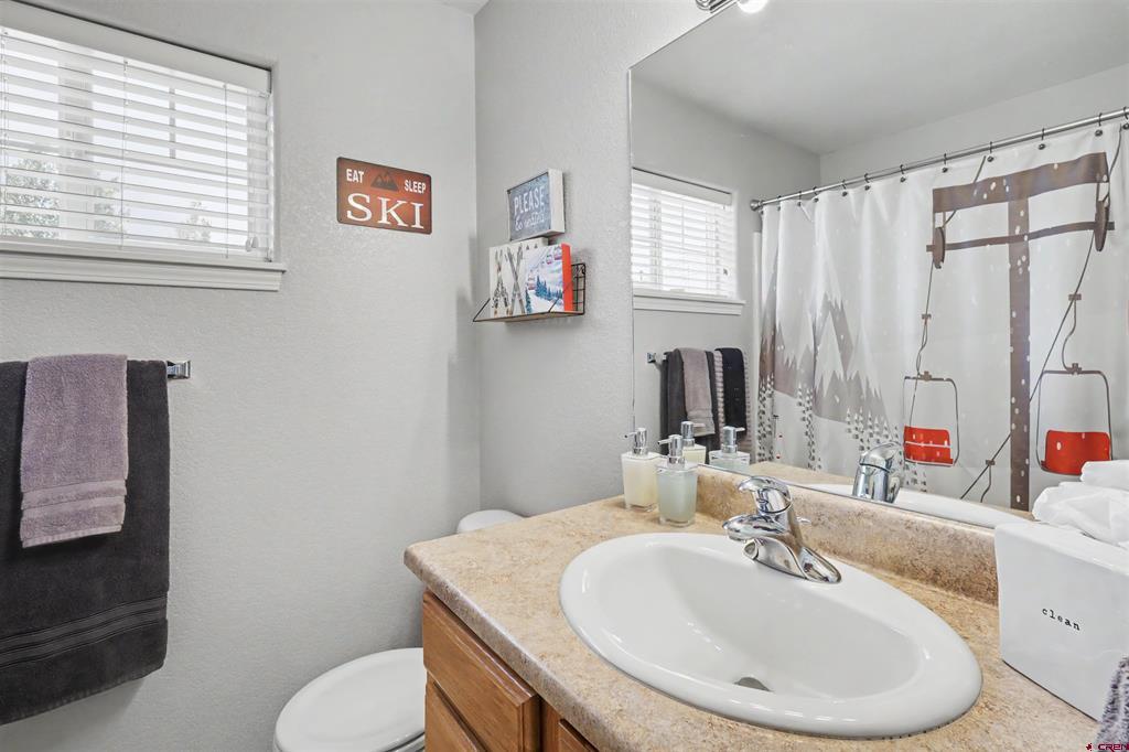 20 Timberline Drive Property Photo 14