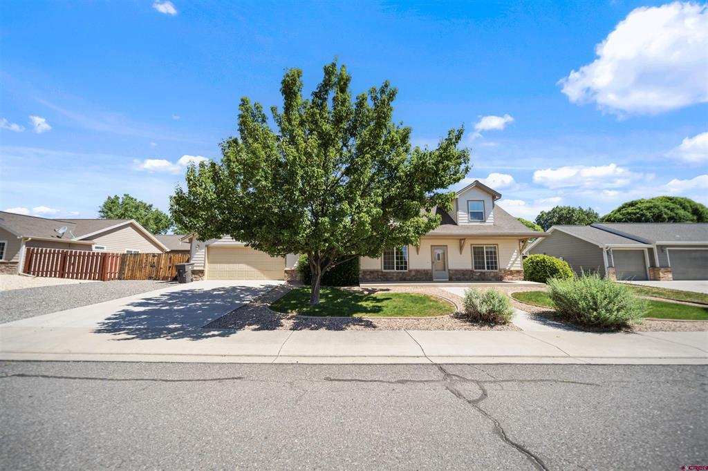 3116 Crows Nest Court Property Photo 3