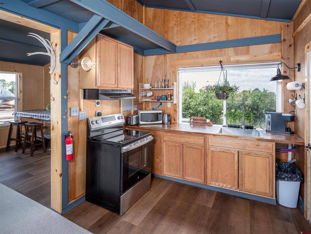 724 Blue Canyon Ranch Road Property Photo 6