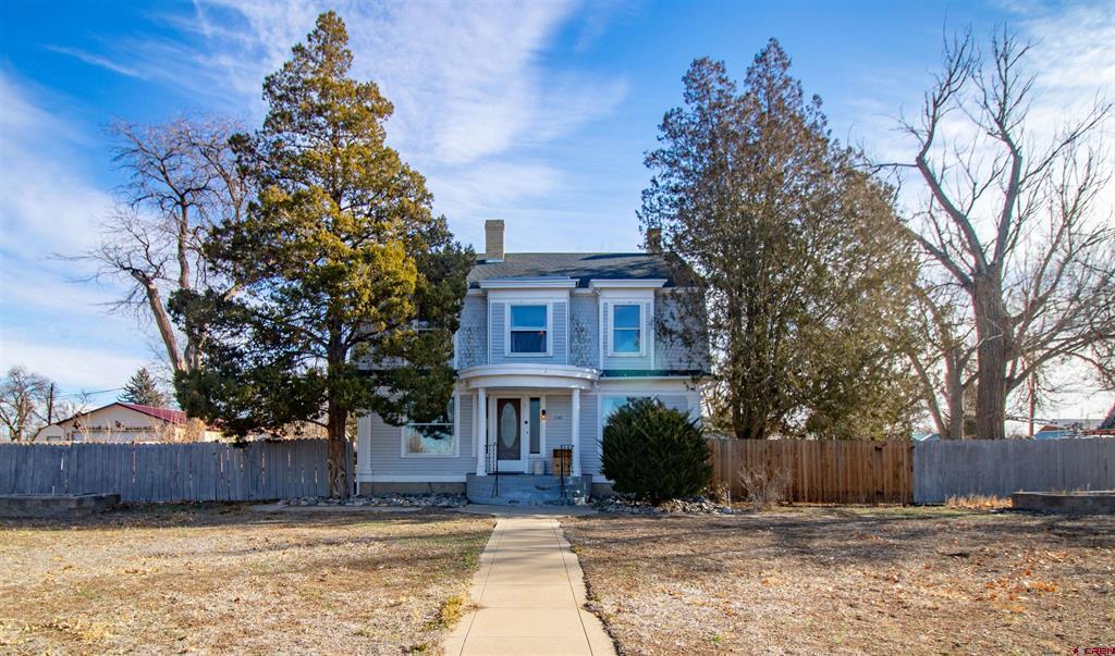 750 Leon Street Property Photo 1