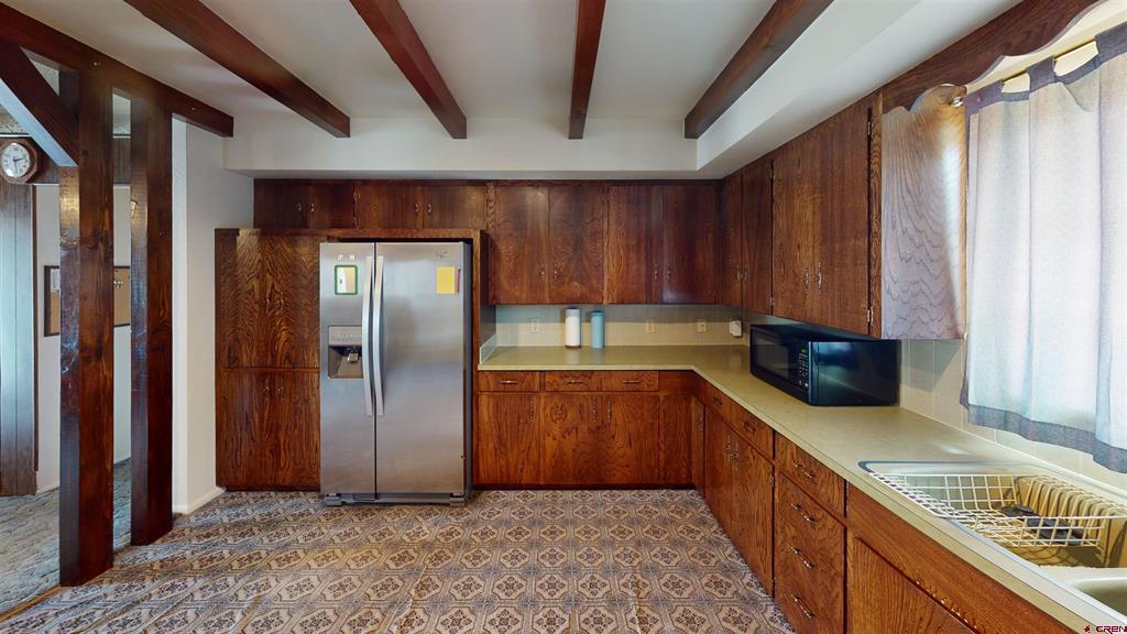 410 Smith Street Property Photo 8