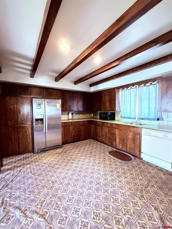 410 Smith Street Property Photo 10