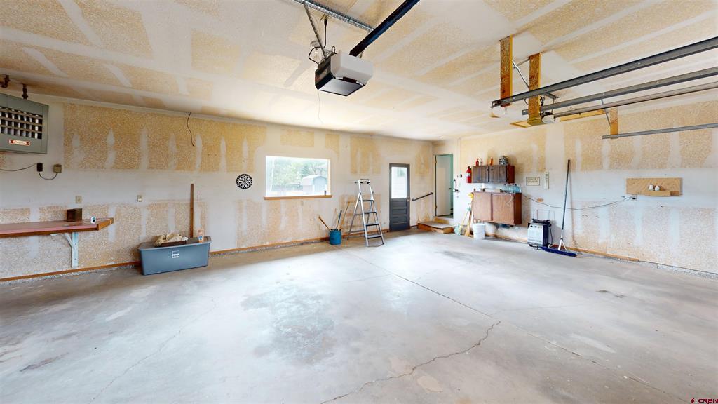 410 Smith Street Property Photo 28