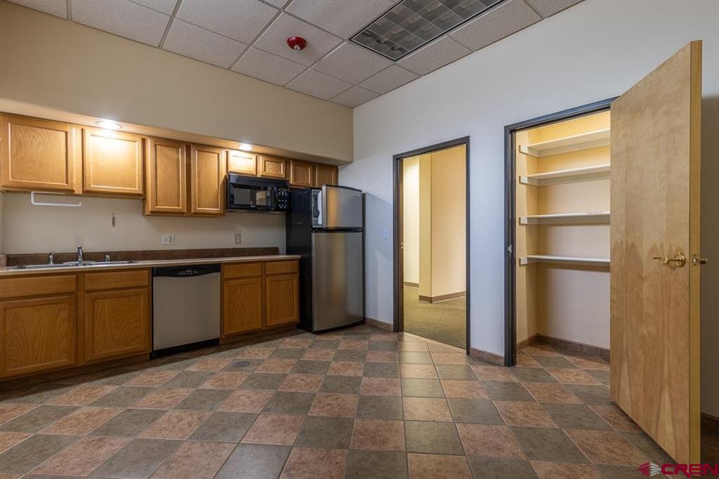 150 Tech Center Drive Property Photo 23