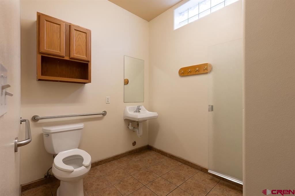 150 Tech Center Drive Property Photo 27