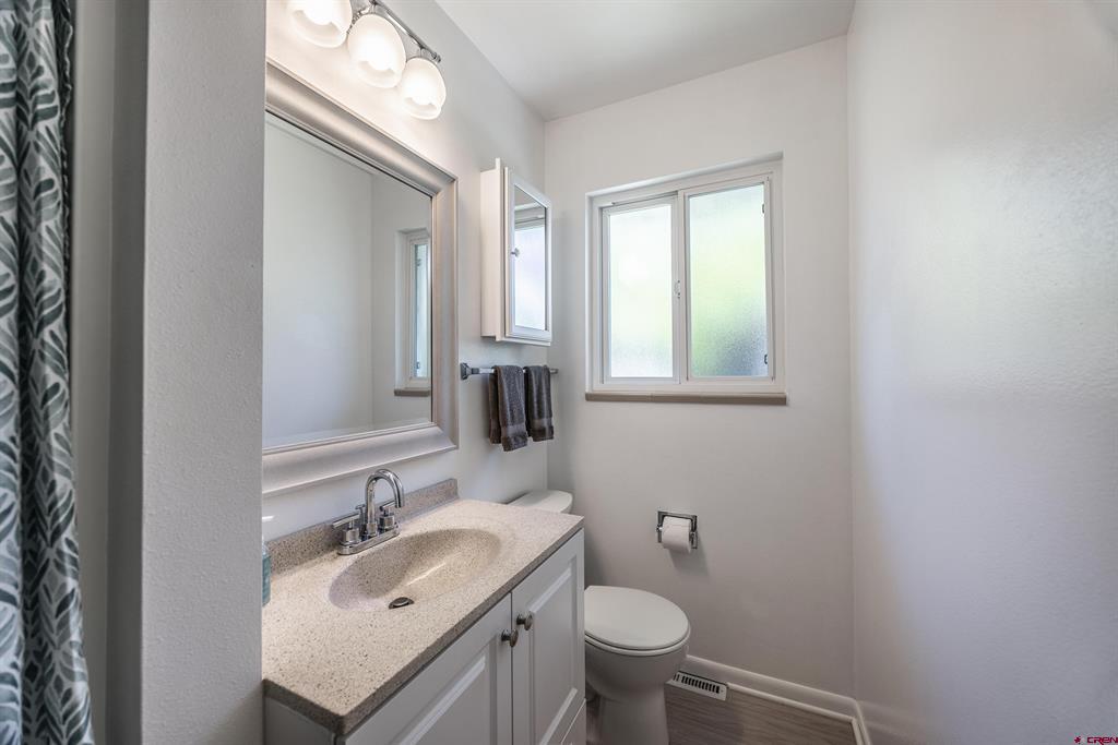 801 York Street Property Photo 11