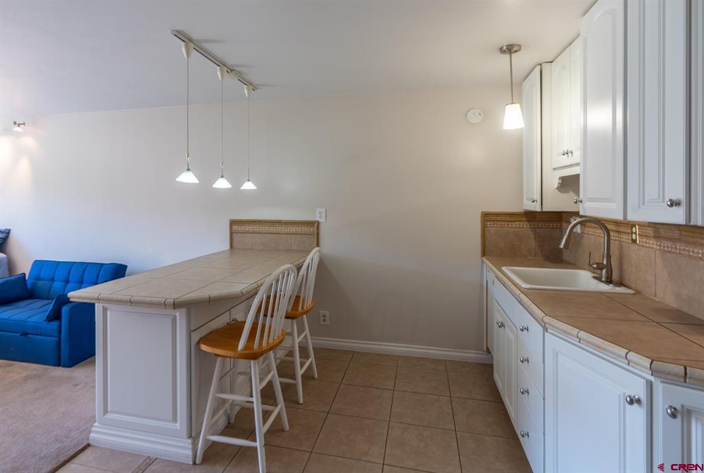 314 N Tamarron Drive Property Photo 7