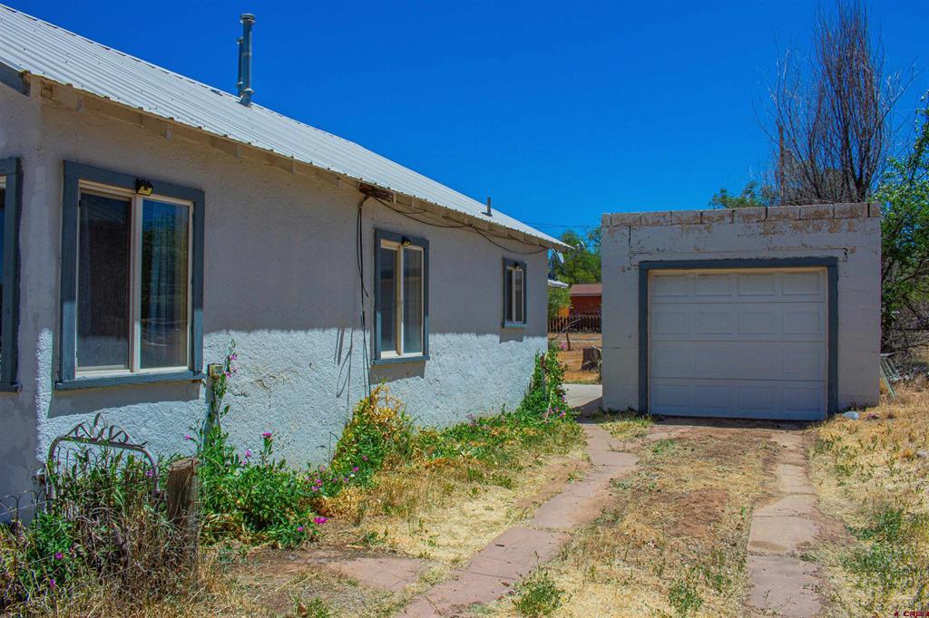 410 N Beech Street Property Photo 2