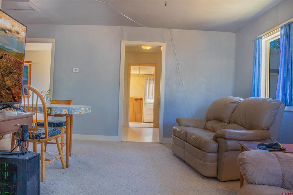 410 N Beech Street Property Photo 7