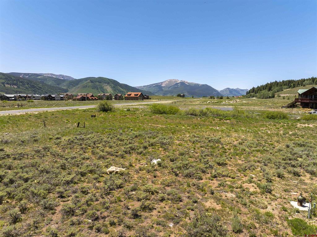 278 N Avion Drive Property Photo 23