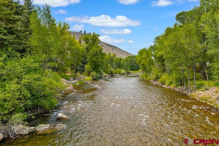 209 Deer Path Lane Property Photo 2