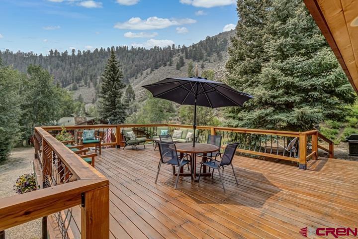 209 Deer Path Lane Property Photo 6