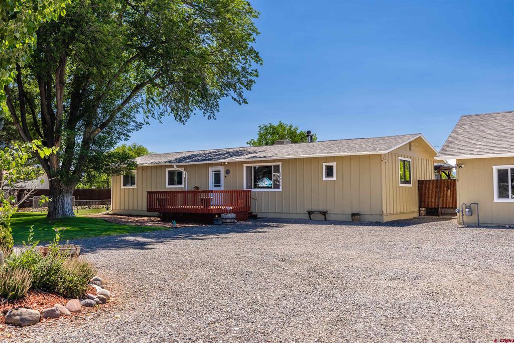 21071 Uncompahgre Road Property Photo 2